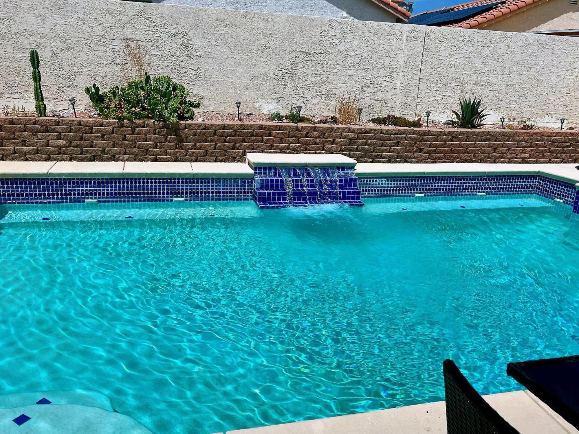 Amazing Heated Pool And Private Hot Tub 3Br In Heart Of Lv Villa Las Vegas Exterior foto