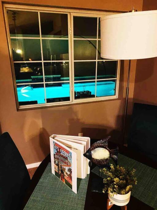 Amazing Heated Pool And Private Hot Tub 3Br In Heart Of Lv Villa Las Vegas Exterior foto