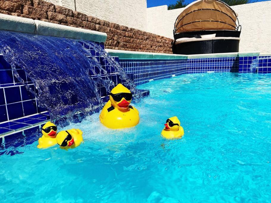 Amazing Heated Pool And Private Hot Tub 3Br In Heart Of Lv Villa Las Vegas Exterior foto